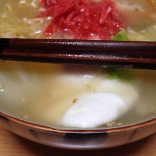 紅生姜で☆市販の即席ラーメン(*^^*)